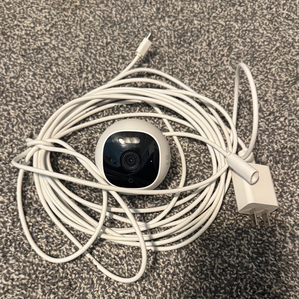 Google Webcam with White Cable and Charger